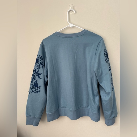 Floral Embroidery Women's Long Sleeve Sweatshirt Pullover Blue Top (new) - Picture 6 of 8